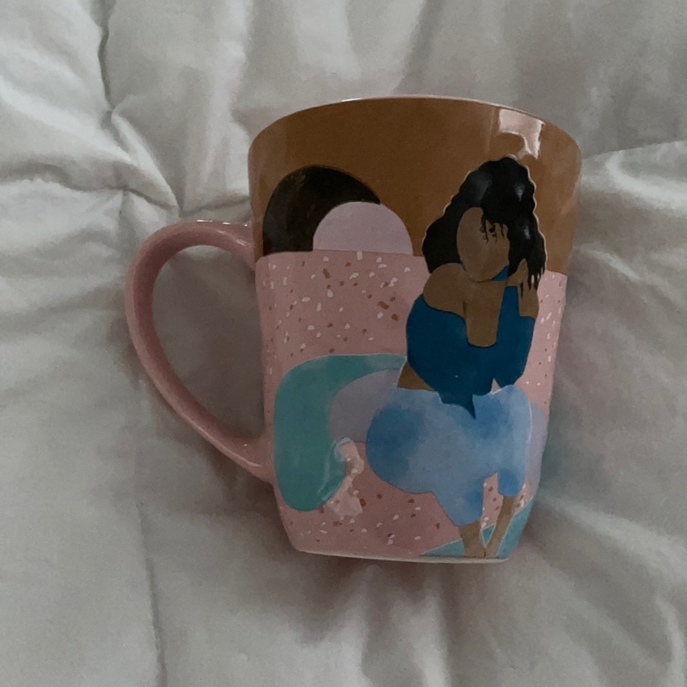 Nwot Girl dreaming mug